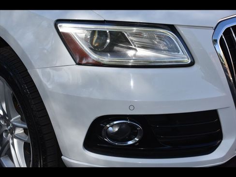 Used 2014 Audi Q5 2.0T Premium Plus w/ Premium Plus Package AWD/4WD image 45