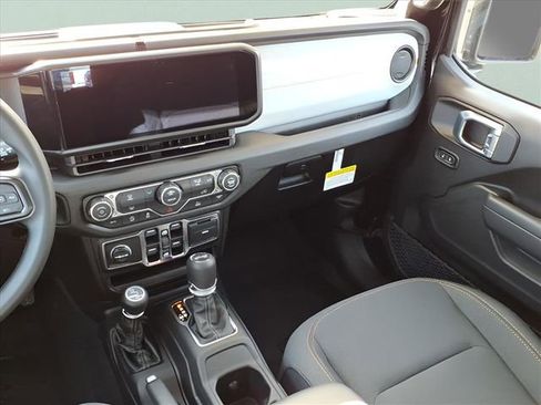 New 2026 Jeep Wrangler Unlimited Sport AWD/4WD image 9