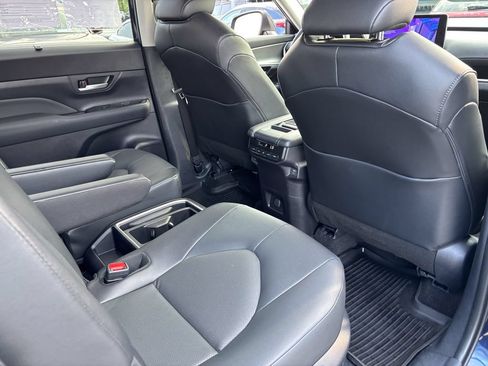 Used 2026 Toyota Grand Highlander AWD image 40