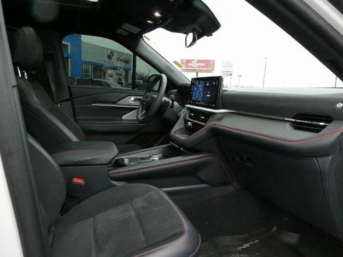 Certified 2025 Ford Explorer ST image 15