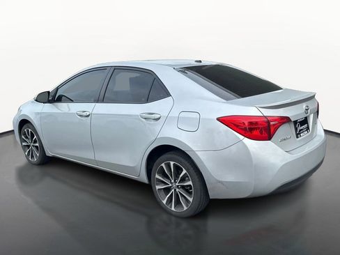 Used 2018 Toyota Corolla XSE w/ Carpet Mat Package (TMS) FWD image 5
