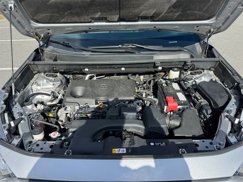 Used 2023 Toyota RAV4 XLE image 19