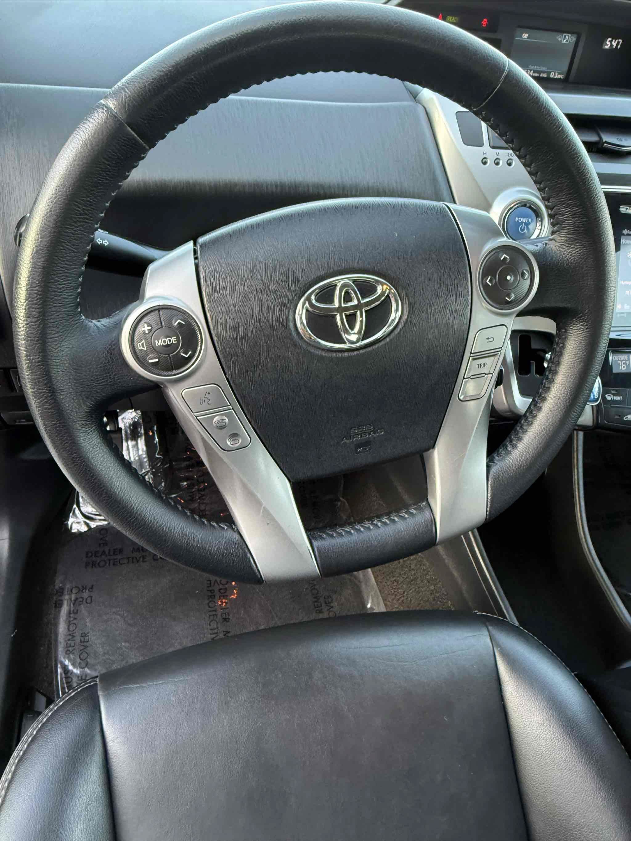 Used 2017 Toyota Prius V Four FWD image 89