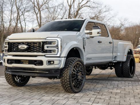 Used 2026 Ford F450 Platinum w/ Platinum Plus Package image 6