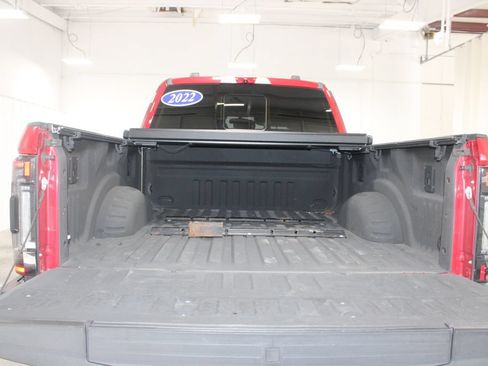 Used 2022 Ford F250 Lariat w/ Lariat Ultimate Package AWD/4WD image 31
