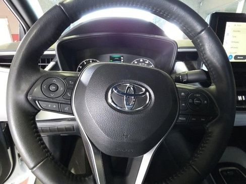 Used 2024 Toyota Corolla SE image 10