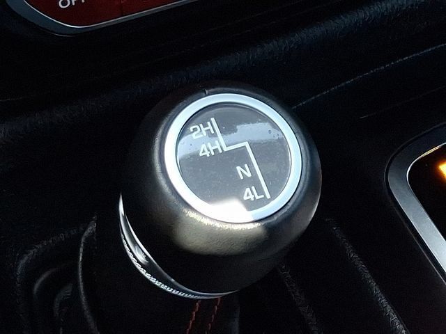 Used 2022 Jeep Wrangler Unlimited Rubicon AWD/4WD image 24