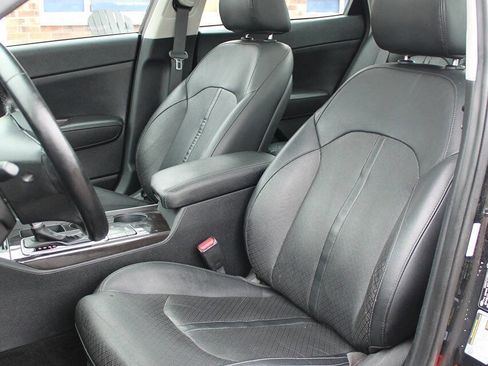 Used 2018 Kia Optima EX w/ Premium Package image 14