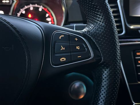 Certified 2019 Mercedes-Benz GLS 450 450 4MATIC image 19