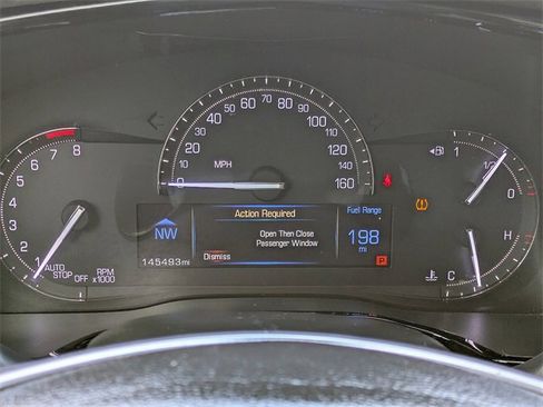 Used 2017 Cadillac XT5 FWD image 31