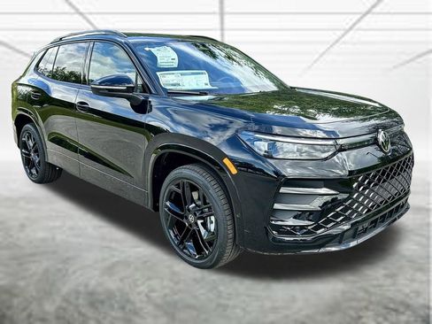 New 2026 Volkswagen Tiguan SE R-Line AWD/4WD image 3