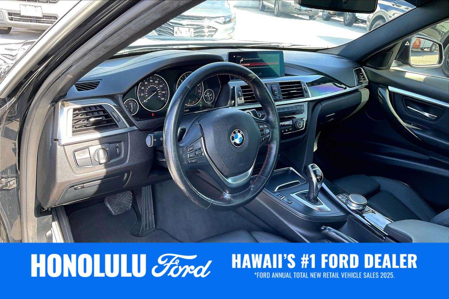 Used 2018 BMW 330i Sedan w/ Convenience Package RWD image 2