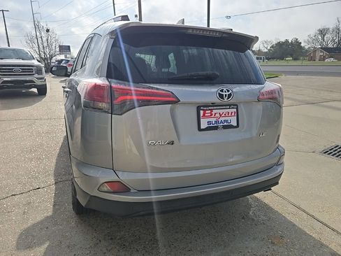 Used 2017 Toyota RAV4 LE image 25