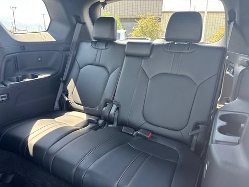 Certified 2025 Honda Pilot TrailSport image 37