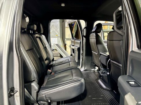 Used 2022 Ford F250 Lariat w/ Lariat Ultimate Package image 9