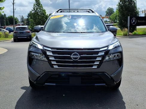 Used 2025 Nissan Rogue Platinum AWD/4WD image 9