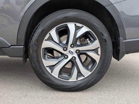 Used 2021 Subaru Outback Touring XT AWD/4WD image 14