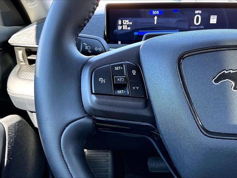 Certified 2022 Ford Mustang Mach-E Premium image 23