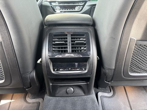 Used 2019 BMW X3 xDrive30i w/ Executive Package AWD/4WD image 28