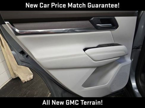 New 2026 GMC Terrain Denali w/ LPO, Floor Liner Package image 27