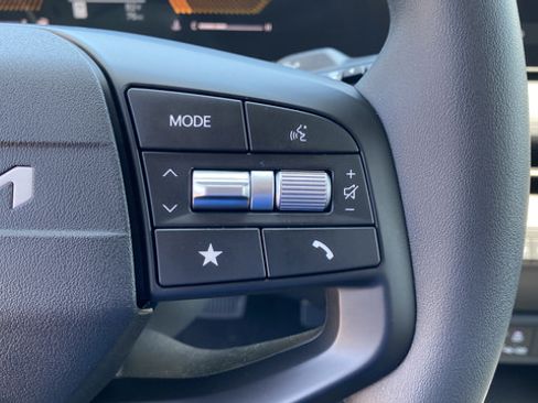 New 2026 Kia K4 FWD image 32