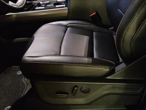 New 2026 Ford F250 Lariat w/ Chrome Package image 4