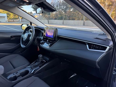 Used 2023 Toyota Corolla LE image 26