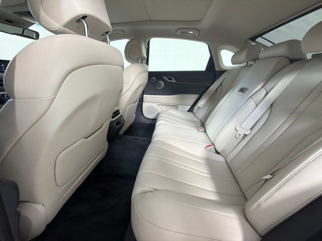 Used 2024 Genesis G80 2.5T w/ Advanced Package AWD/4WD image 27