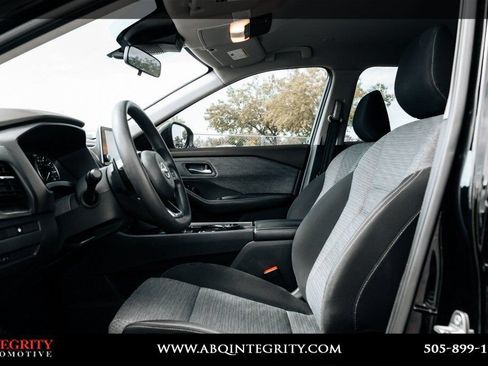 Used 2022 Nissan Rogue SV AWD/4WD image 8