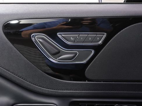 New 2026 Lincoln Aviator AWD w/ Jet Appearance Package image 14