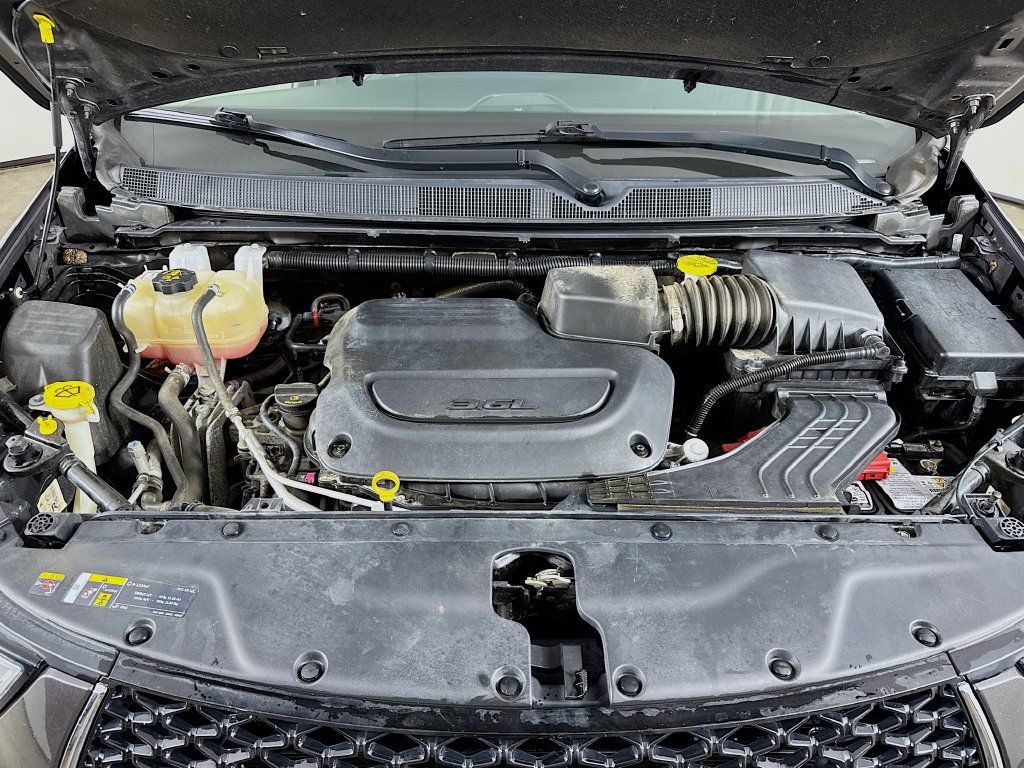 Used 2022 Chrysler Pacifica Touring-L FWD image 30
