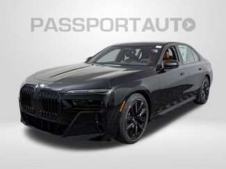 Used 2026 BMW i7 xDrive60 w/ Executive Package AWD/4WD video 1