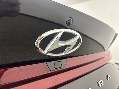 Used 2023 Hyundai Elantra SEL w/ Cargo Package FWD image 29
