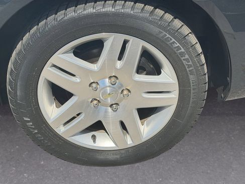 Used 2016 Chevrolet Impala LT FWD image 7
