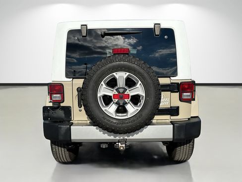 Used 2017 Jeep Wrangler Unlimited Sahara w/ Quick Order Package 24E Chief image 5