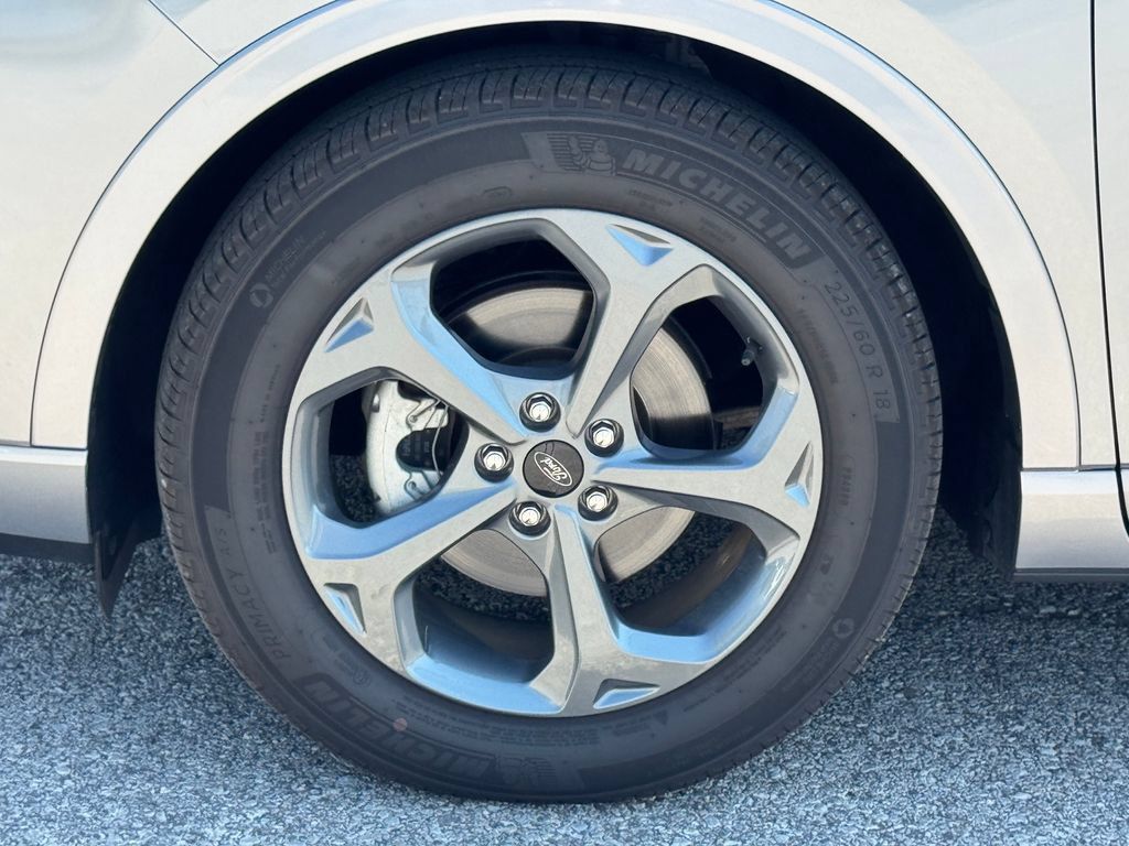 Used 2024 Ford Escape ST-Line w/ Tech Pack #1 FWD image 42