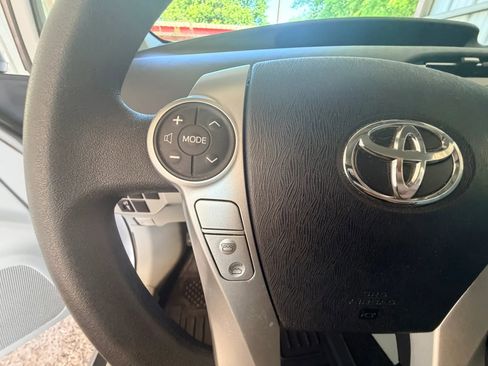Used 2013 Toyota Prius Two FWD image 12