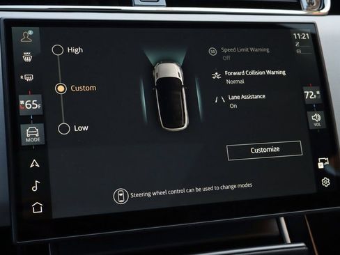 Used 2026 Land Rover Range Rover Evoque S image 21