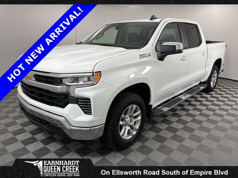 Used 2025 Chevrolet Silverado 1500 LT AWD/4WD image 1