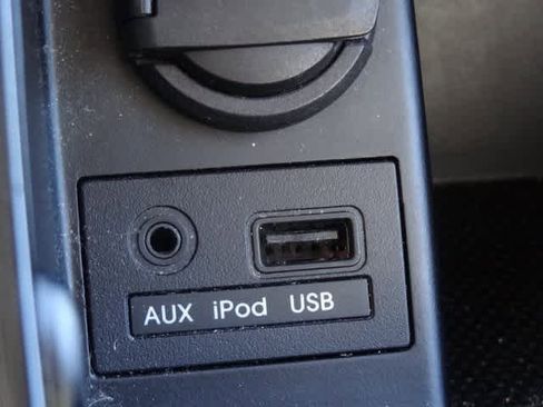 Used 2013 Hyundai Elantra GLS image 14