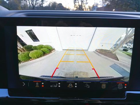 Used 2024 Chevrolet Silverado 1500 ZR2 w/ Technology Package image 25