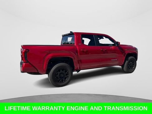 Used 2025 Toyota Tacoma SR5 AWD/4WD image 4