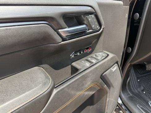 Used 2024 GMC Sierra 1500 AT4 image 26