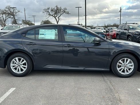New 2026 Toyota Camry LE image 10