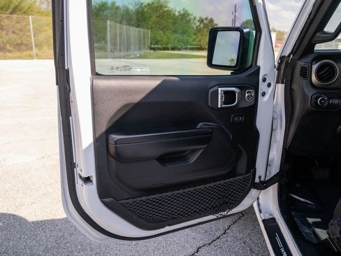 Used 2021 Jeep Wrangler Unlimited Sport S image 10