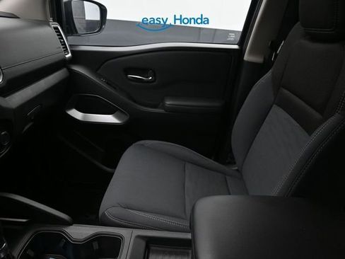 Used 2024 Nissan Frontier SV w/ SV Convenience Package image 13