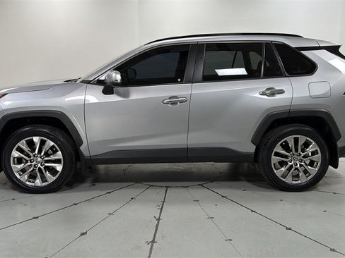 Certified 2021 Toyota RAV4 Limited image 8