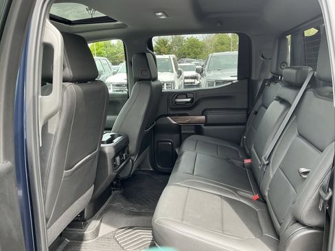 Used 2021 Chevrolet Silverado 1500 LT Trail Boss AWD/4WD image 10