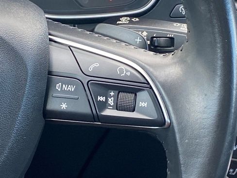 Used 2020 Audi Q5 e Premium Plus w/ Premium Plus Package image 9