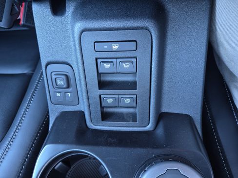 New 2025 Ford Bronco Outer Banks image 29